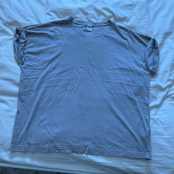 TNA rolled short sleeve tee Size large - Picture 1 of 3